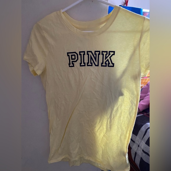 PINK T-Shirt - Picture 1 of 2